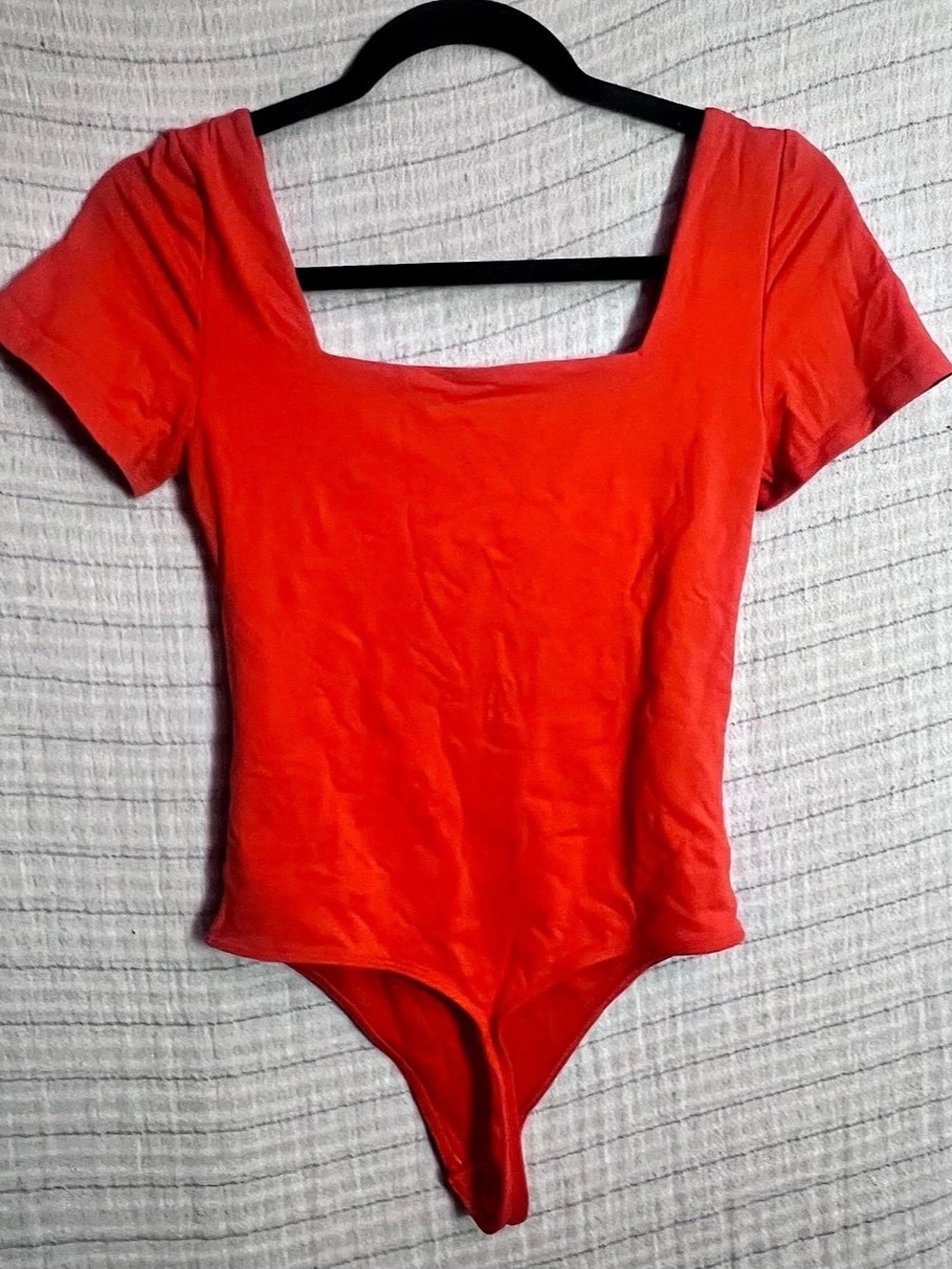 Contour Aritzia Square Neck Bodysuit in Vibrant Orange Size Medium